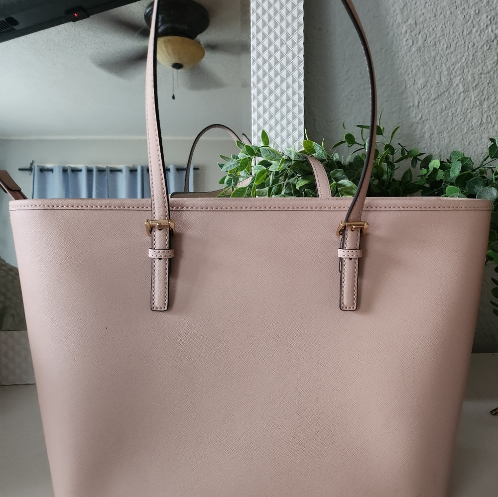 Michael Kors Jet Set Tote Large - Picture 4 of 7